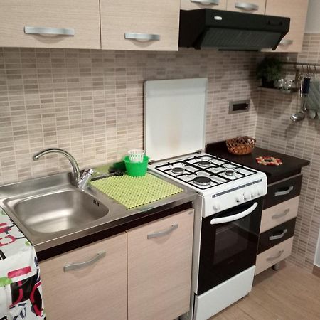 A Casa Di Francesca Apartment Наполи Екстериор снимка