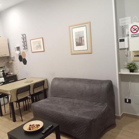 A Casa Di Francesca Apartment Наполи Екстериор снимка