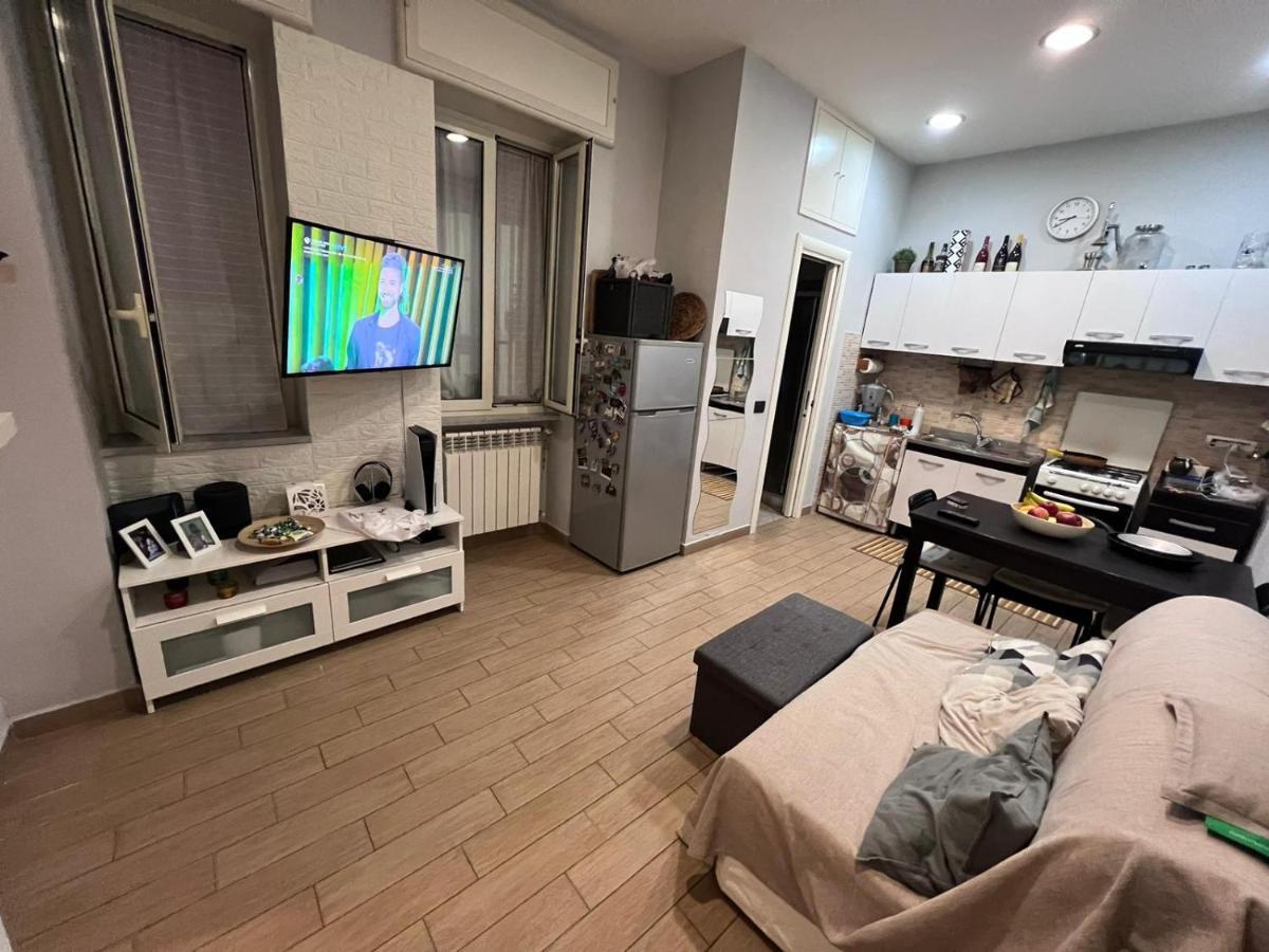 A Casa Di Francesca Apartment Наполи Екстериор снимка